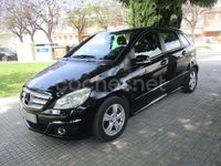 Usado Mercedes B200 140 CV (102 kW) 2011 Negro Monovolumen