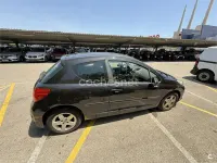 Usado Peugeot 207 90 CV (66 kW) 2006 Negro Berlina