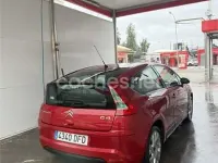 Usado Citroën C4 110 CV (80 kW) 2005 Granate Berlina