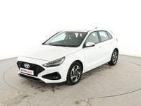 Usado Hyundai i30 120 CV (88 kW) 2025 Blanco Berlina