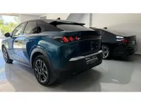 Usado Peugeot 3008 Allure 136 CV (100 kW) 2024 Azul SUV