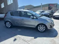 Usado Opel Corsa Expression 85 CV (62 kW) 2012 Azul Utilitario