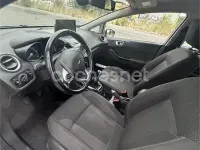 Usado Ford Fiesta Titanium 95 CV (69 kW) 2017 Gris / plata Utilitario