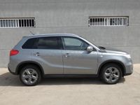 Usado Suzuki Vitara 120 CV (88 kW) 2016 Gris / plata SUV