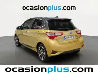 Begagnad Toyota Yaris Hybrid 100 HK (73 kW) 2019 Otro Sedan