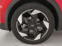 Usado Renault Captur Techno 101 CV (74 kW) 2025 Negro SUV