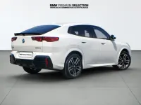 Usado BMW iX2 Comfort Edition 150 kW (204 CV) 2025 Blanco SUV