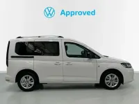 Usado VW Caddy Life 122 CV (89 kW) 2022 Blanco Monovolumen