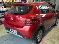 Usado Dacia Sandero Stepway 90 CV (66 kW) 2018 Rojo Berlina