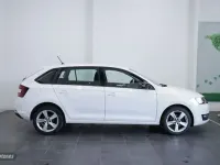 Usado Skoda Rapid Ambition 95 CV (69 kW) 2018 Blanco Utilitario