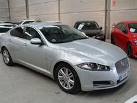 Usado Jaguar XF Luxury 200 CV (147 kW) 2014 Gris / plata Berlina