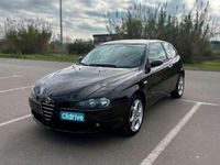 Usado Alfa Romeo 147 Distinctive 105 CV (77 kW) 2005 Negro Utilitario