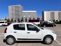 Usado Dacia Sandero Ambiance 75 CV (55 kW) 2011 Blanco Berlina