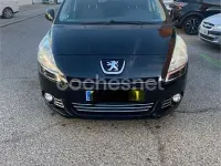 Usado Peugeot 5008 Style 150 CV (110 kW) 2013 Negro Monovolumen