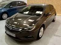 Usado Opel Astra Excellence 110 CV (80 kW) 2016 Gris Utilitario