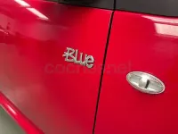 Usado Toyota Aygo Style 68 CV (50 kW) 2010 Rojo Utilitario