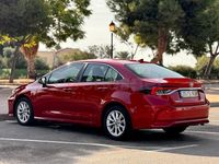 Usado Toyota Corolla Active 122 CV (89 kW) 2020 Rojo Berlina