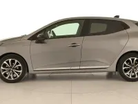 Usado Renault Clio V Techno 101 CV (74 kW) 2025 Gris Berlina