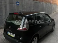 Usado Renault Scénic III Expression 95 CV (69 kW) 2013 Negro Monovolumen