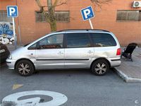 Usado Seat Alhambra Reference 140 CV (102 kW) 2010 Gris / plata Monovolumen