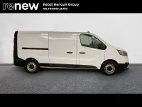 Usado Renault Trafic 110 CV (80 kW) 2022 Blanco Monovolumen