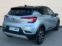 Usado Renault Captur Techno 90 CV (66 kW) 2024 Gris SUV