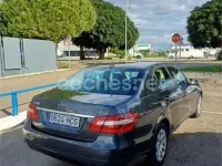 Usado Mercedes E220 170 CV (125 kW) 2009 Gris / plata Berlina