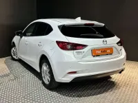 Usado Mazda 3 105 CV (77 kW) 2018 Blanco Utilitario