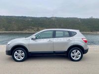 Usado Nissan Qashqai Acenta 106 CV (77 kW) 2010 Gris / plata SUV