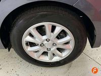 Usado Hyundai i20 84 CV (61 kW) 2016 Gris / plata Berlina