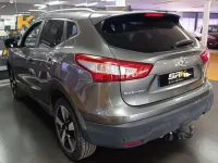 Usado Nissan Qashqai N-Connecta 110 CV (80 kW) 2017 Gris SUV