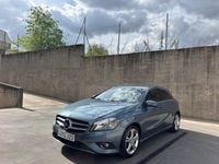 Usado Mercedes A180 Urban 109 HP (80 kW) 2012 Verde Sedan