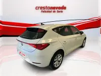Usado Seat Leon Style 110 CV (80 kW) 2022 Blanco