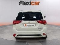 Usado Mitsubishi Outlander P-HEV 203 CV (149 kW) 2018 Blanco SUV