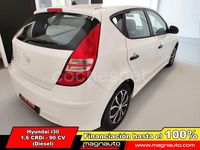 Usado Hyundai i30 Classic 90 CV (66 kW) 2011 Blanco Berlina