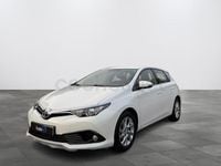 Usado Toyota Auris 116 CV (85 kW) 2016 Blanco Berlina