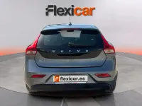 Usado Volvo V40 120 CV (88 kW) 2019 Gris Berlina