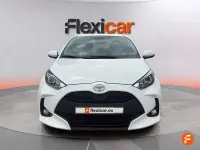 Usado Toyota Yaris Active 125 CV (91 kW) 2023 Blanco Utilitario