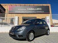 Usado Lancia Ypsilon 60 CV (44 kW) 2006 Azul Utilitario