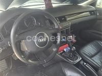 Usado Audi A6 130 CV (95 kW) 2002 Gris / plata Familiar