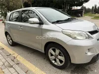 Usado Toyota Urban Cruiser Live 100 CV (73 kW) 2009 Gris / plata Utilitario