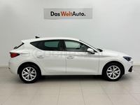 Usado Seat Leon Style 110 CV (80 kW) 2024 Blanco Berlina