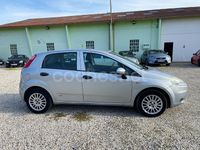 Usado Fiat Punto Active 75 CV (55 kW) 2009 Gris / plata Utilitario