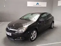 Usado Opel Astra GTC Sport 120 CV (88 kW) 2007 Negro Berlina