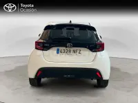 Usado Toyota Yaris Hybrid Active 116 CV (85 kW) 2025 Blanco Berlina