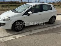 Usado Fiat Punto Evo Dynamic 77 CV (56 kW) 2011 Blanco Utilitario