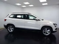 Usado Skoda Karoq Ambition 150 CV (110 kW) 2020 Blanco SUV