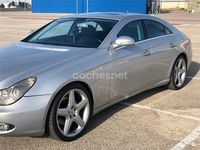 Usado Mercedes CLS320 224 CV (164 kW) 2007 Gris / plata Berlina