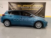 Usado Toyota Auris Active 116 CV (85 kW) 2016 Azul Berlina