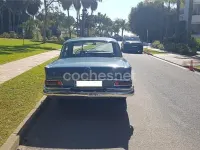 Usado Mercedes 200 75 CV (55 kW) 1985 Azul Familiar